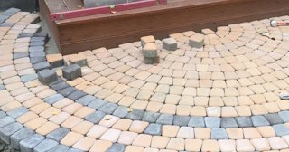 Укладка плитки на крыльцо в Новом Уренгое по цене от 832 руб. за м² | ТротуарнаяПлитка