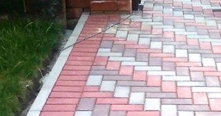Укладка брусчатки в Новом Уренгое: стоимость от 832 руб. за метр