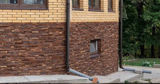 Наружная отделка фундамента в Новом Уренгое от ТротуарнаяПлитка по цене от 936 руб.